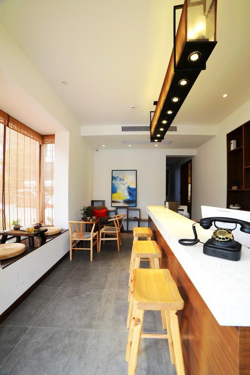 Hangzhou Puyu Travelling With Hotel Εξωτερικό φωτογραφία